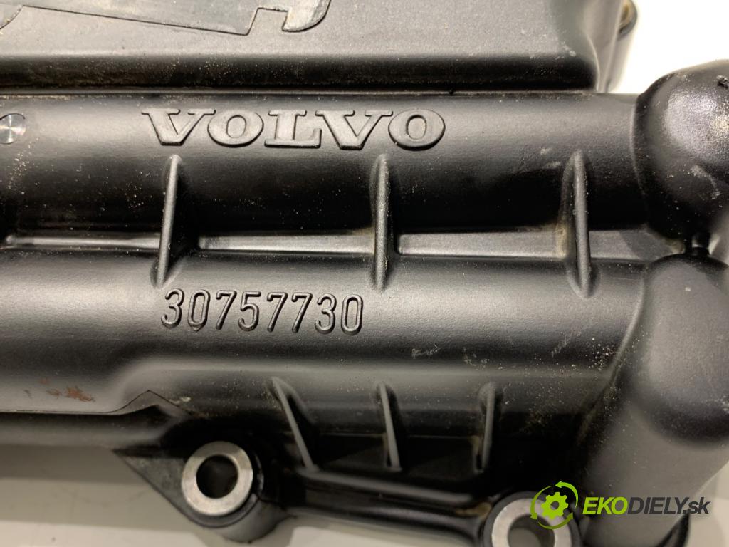 VOLVO V40 liftback 2014 110 kW D3 1984 Obal filtra oleja 30757730 (Obal olejového filtra)