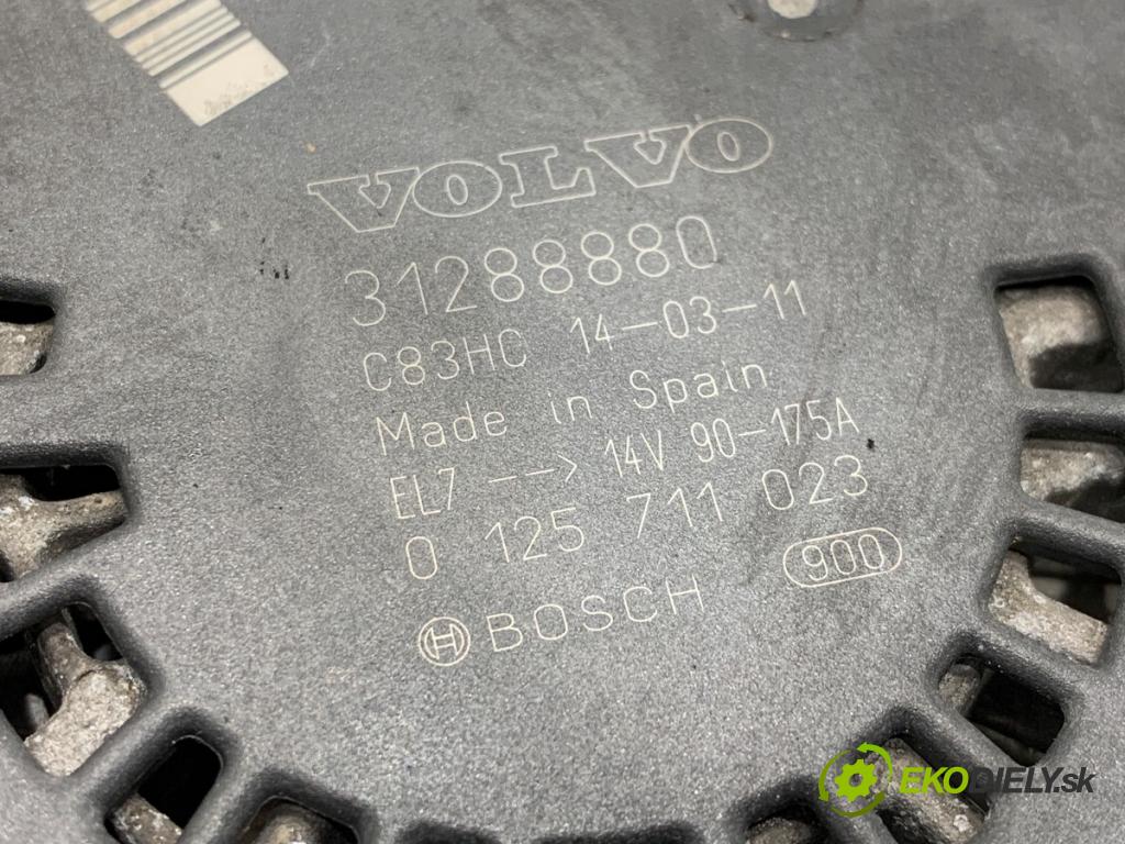 VOLVO V40 liftback 2014 110 kW D3 1984 Alternátor 31288880 (Alternátor)