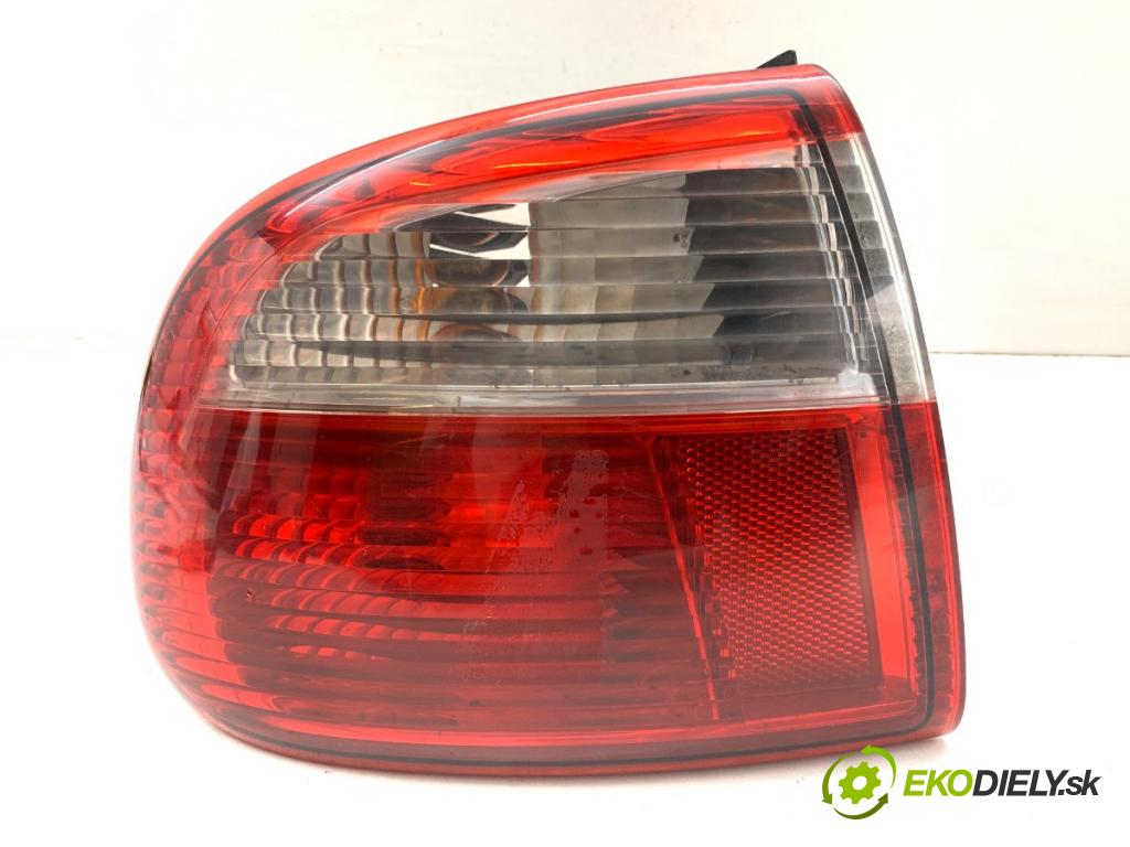 SEAT TOLEDO II sedan 1999 81 kW 1.9 TDI 1896 světlo levý zadní část 