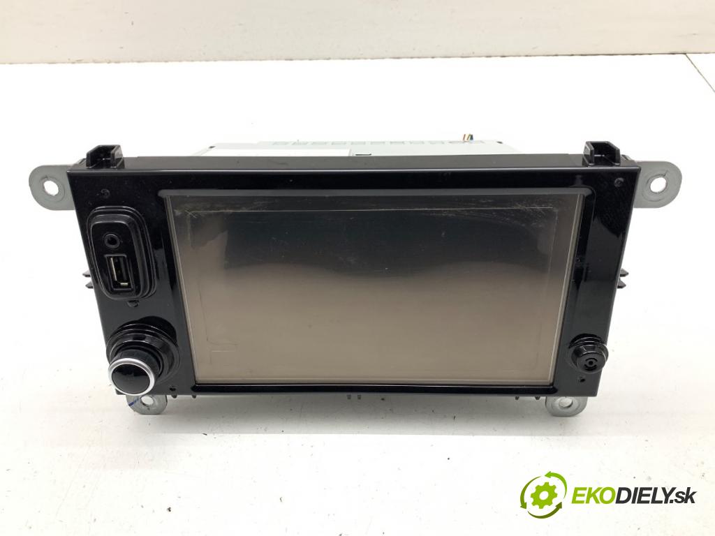 RENAULT CLIO IV liftback 2017 54 kW 1.2 16V 1149 RADIO Displej 281155577R