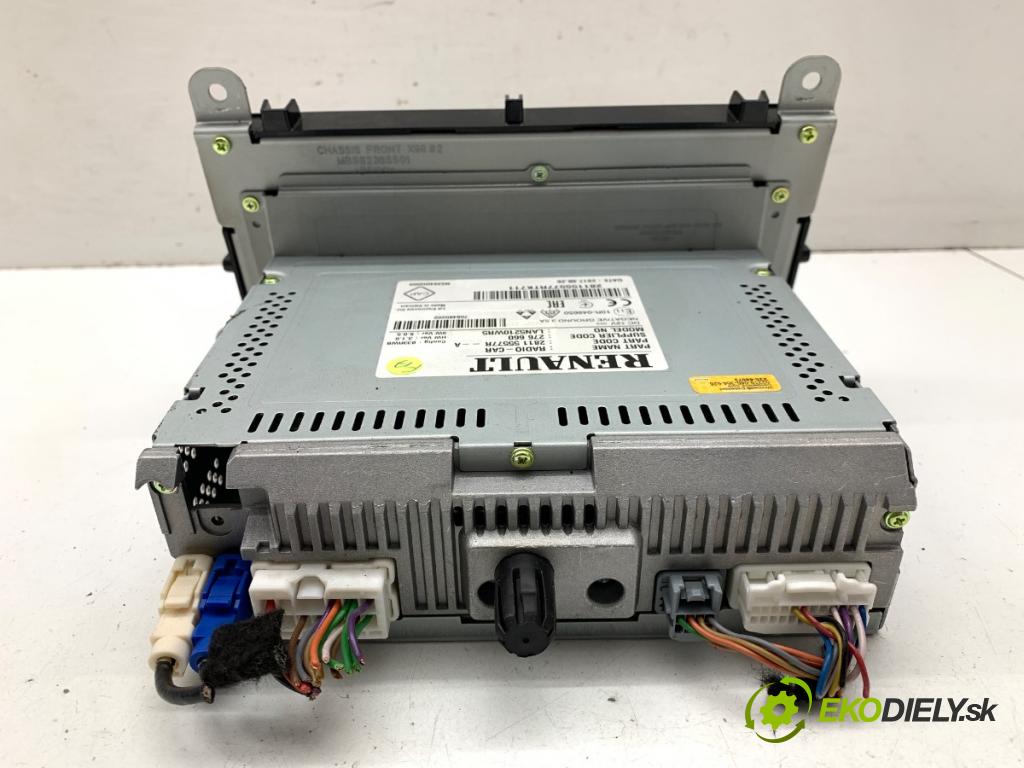 RENAULT CLIO IV liftback 2017 54 kW 1.2 16V 1149 RADIO Displej 281155577R
