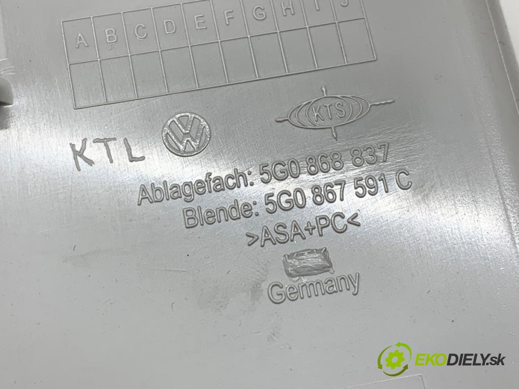 VW GOLF VII Kombi 2019 110 kW 2.0 TDI 1968 světlo stropní 5G0868837