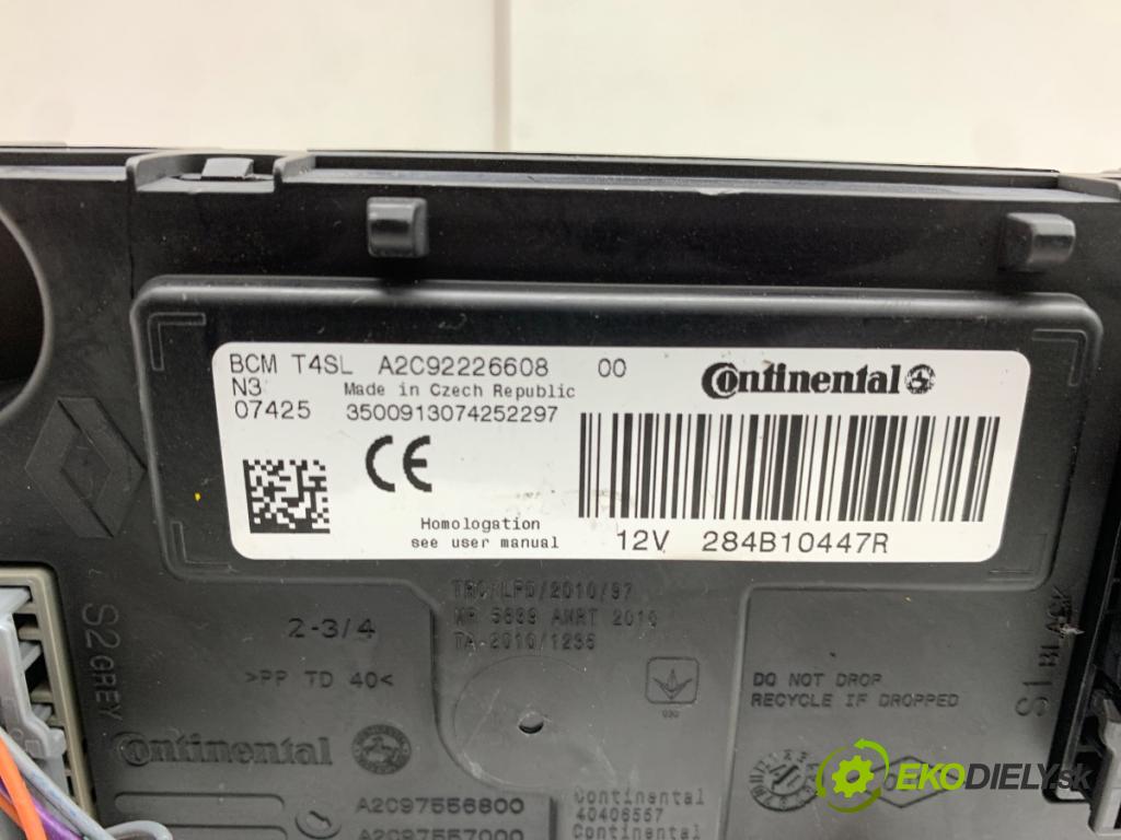 RENAULT CLIO IV liftback 2017 54 kW 1.2 16V 1149 Modul BCM 284B10447R (Riadiaca jednotka ostatné)