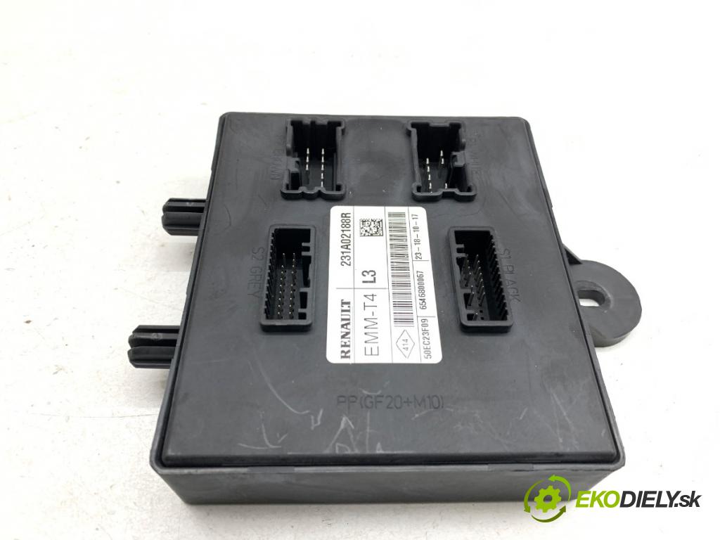 RENAULT CLIO IV liftback 2017 54 kW 1.2 16V 1149 modul karosérie 231A02188R