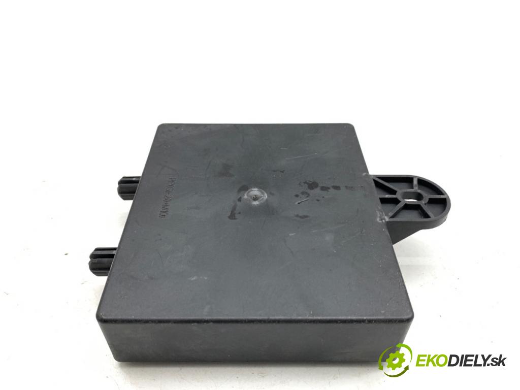 RENAULT CLIO IV liftback 2017 54 kW 1.2 16V 1149 modul karosérie 231A02188R