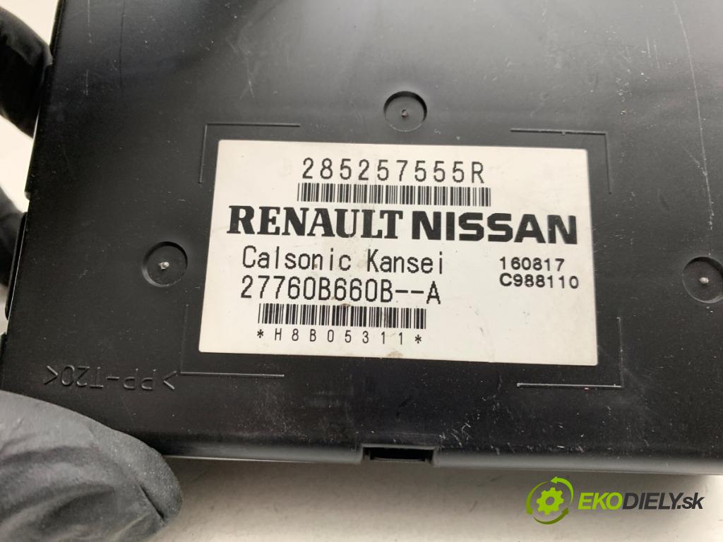 RENAULT CLIO IV liftback 2017 54 kW 1.2 16V 1149 modul klimatizace 285257555R (Klika dveří ostatní)