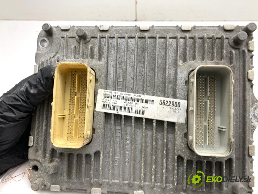 JEEP GRAND CHEROKEE WK SUV 2018 259 kW 5.7 V8 4x4 5654 riadiaca jednotka Motor P68331184AA (Riadiaca jednotka)