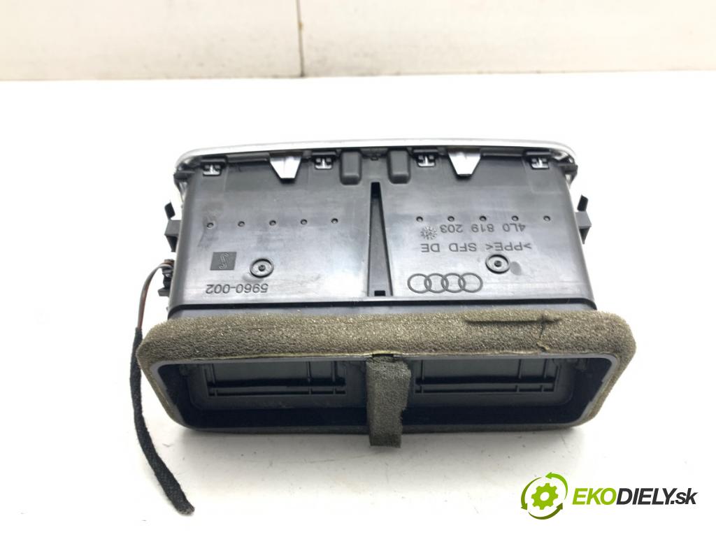 AUDI Q7 4L SUV 2009 176 kW 3.0 TDI quattro 2967 mří topení zadní část 4L0819203