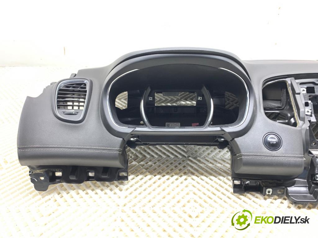 RENAULT GRAND SCENIC IV nadwozie wielkoprzestrzenne (MPV) 2017 81 kW 1.5 dCi 110 1461 palubní doska POLŠTÁŘ: