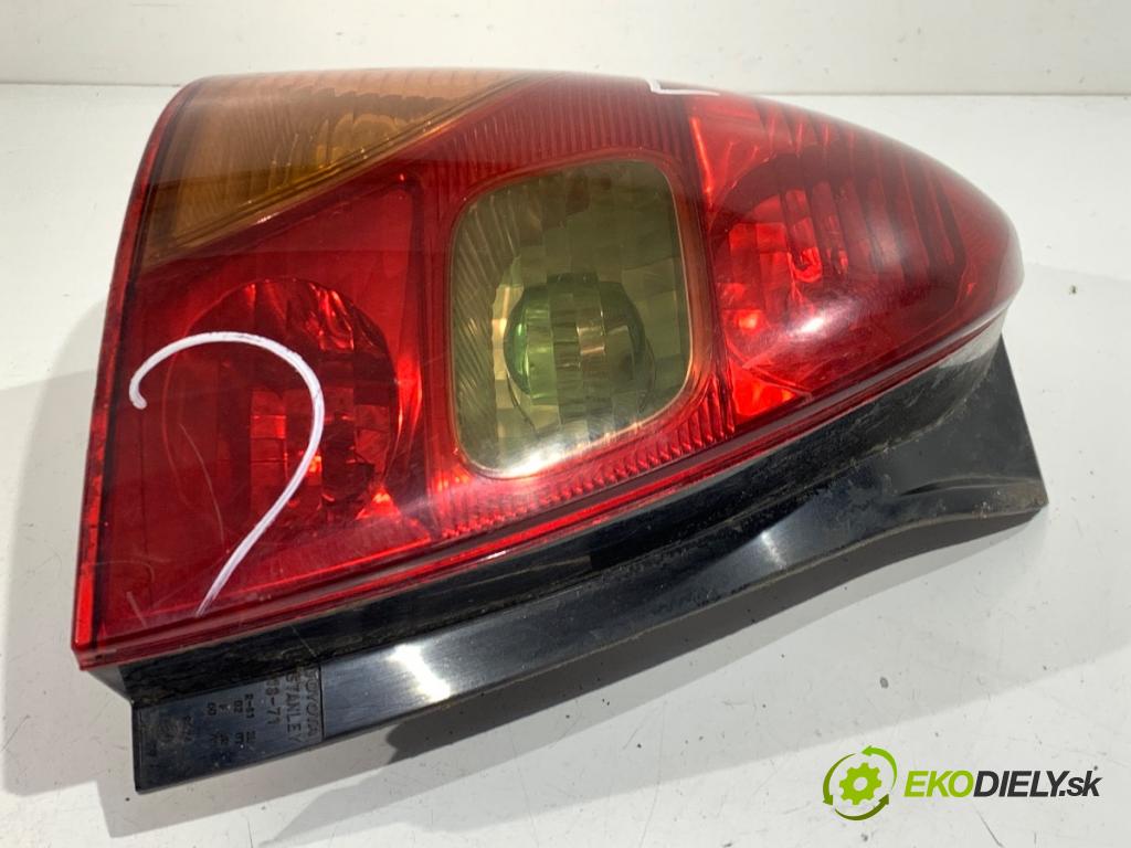 TOYOTA COROLLA E12 nadwozie wielkoprzestrzenne (MPV) 2002 66 kW 2.0 D-4D (CDE120_) 1995 světlo levý zadní část