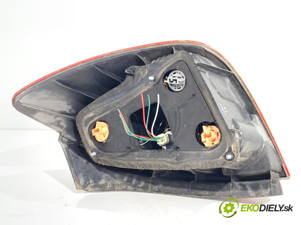 TOYOTA COROLLA E12 nadwozie wielkoprzestrzenne (MPV) 2002 66 kW 2.0 D-4D (CDE120_) 1995 světlo levý zadní část