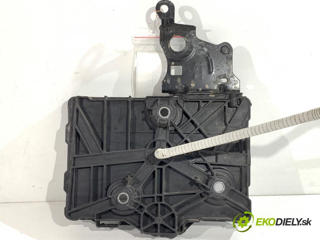 RENAULT CLIO IV liftback 2017 54 kW 1.2 16V 1149 obal akumulátora 648601269R