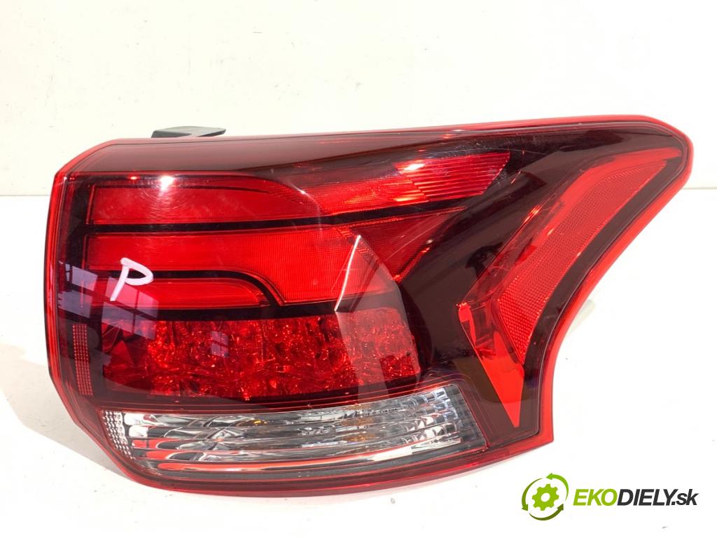 MITSUBISHI OUTLANDER III SUV 2017 110 kW 2.0 4WD (GF7W) 1998 světlo pravý zadní část 