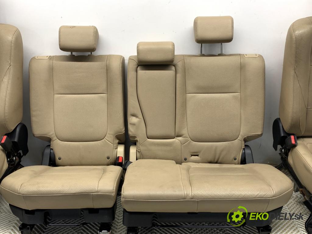 MITSUBISHI OUTLANDER III SUV 2017 110 kW 2.0 4WD (GF7W) 1998 sedadla sedačky sedadlo boční