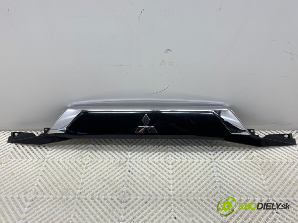 MITSUBISHI OUTLANDER III SUV 2017 110 kW 2.0 4WD (GF7W) 1998 lišta dveří zadní část 5817A265