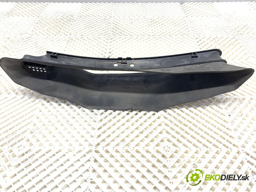 RENAULT CLIO IV liftback 2017 54 kW 1.2 16V 1149 volant vzduchu 214762132R