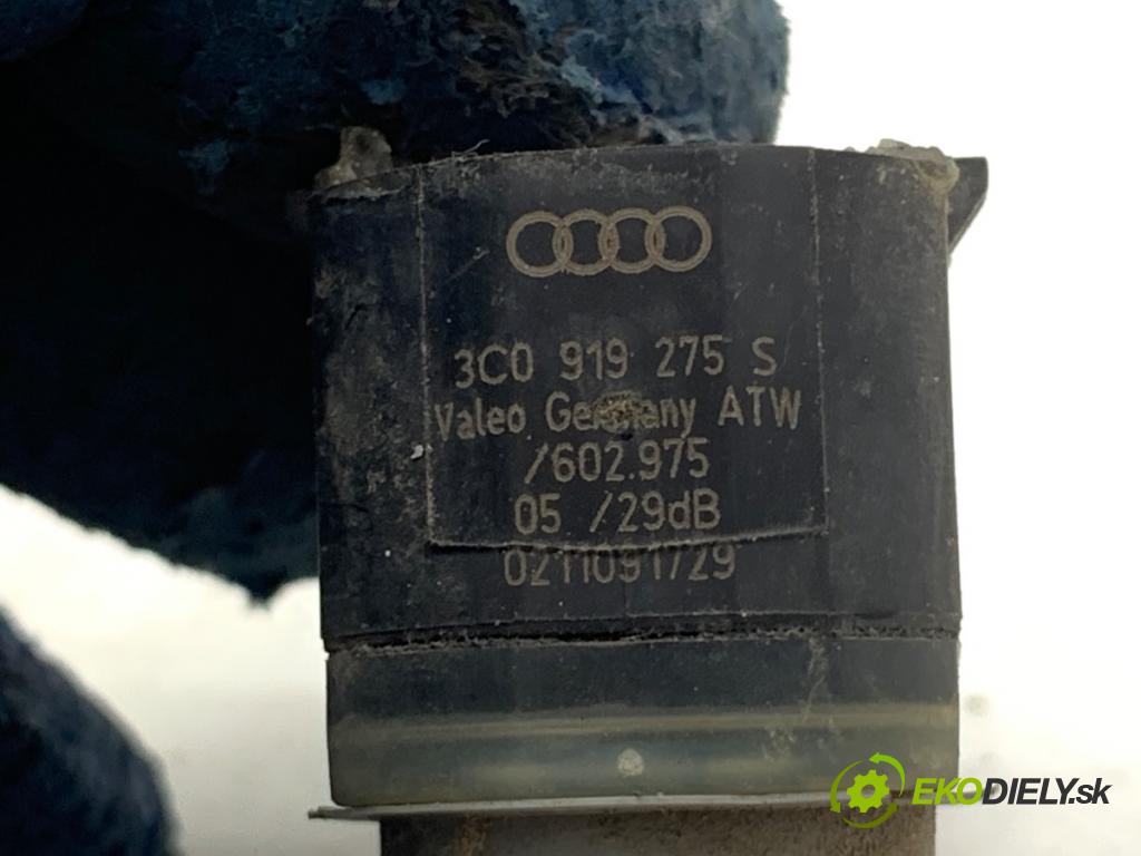 AUDI Q7 4L SUV 2009 176 kW 3.0 TDI quattro 2967 snímač PDC 3C0919275S