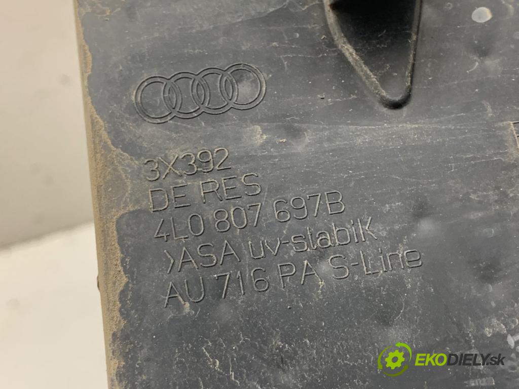 AUDI Q7 4L SUV 2009 176 kW 3.0 TDI quattro 2967 mří nárazníka levý přední část 4L0807697B