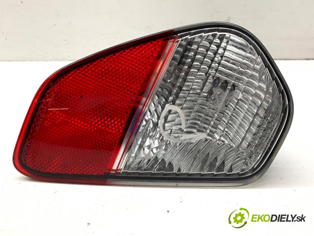 MITSUBISHI OUTLANDER III SUV 2017 110 kW 2.0 4WD (GF7W) 1998 světlo nárazníka pravý zadní část 