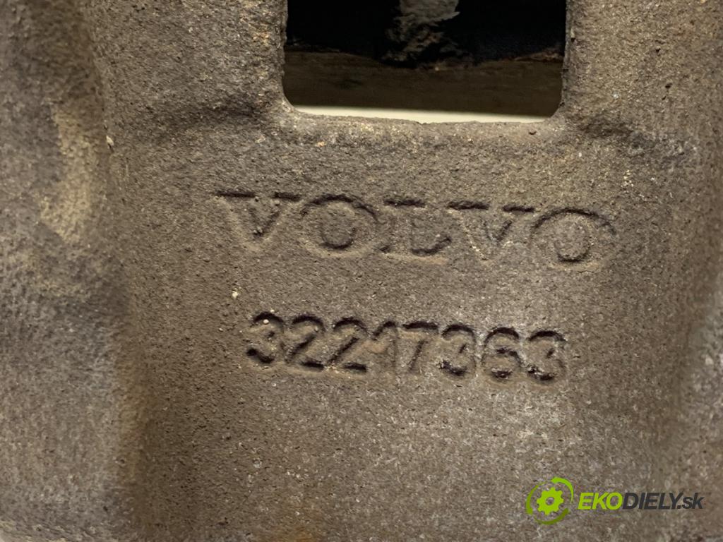 VOLVO S60 III sedan 2023 184 kW B5 Mild-Hybrid AWD 1969 brzdič třmen levý zadní část