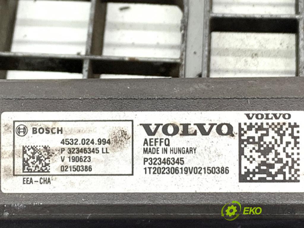 VOLVO S60 III sedan 2023 184 kW B5 Mild-Hybrid AWD 1969 řízení volantu řízení 32346345