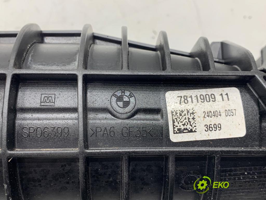 BMW F34 liftback 2016 190 kW 330 d 2993 Potrubie sacie, sanie 7811909 (Sacie potrubie)