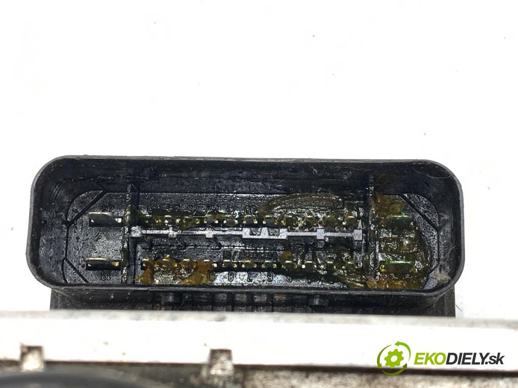 CITROEN C2 liftback 2006 54 kW 1.4 1360 Pumpa ABS 9658260080 (Pumpa ABS)