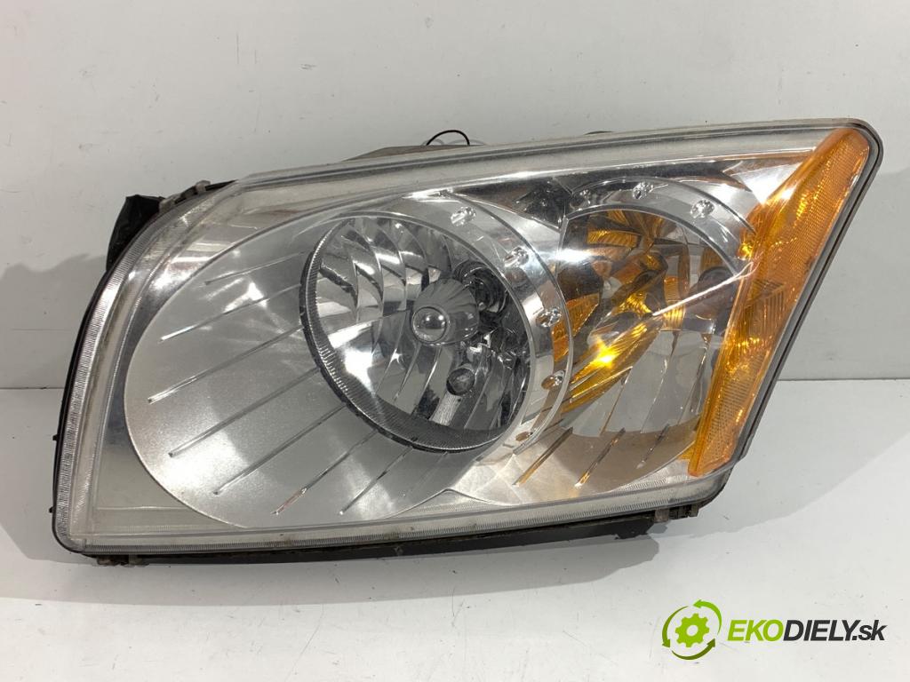 DODGE CALIBER liftback 2006 103 kW 2.0 CRD 1968 světlomet levý přední část 