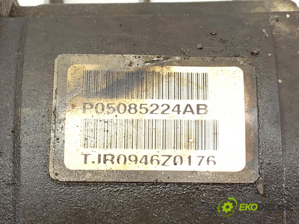 DODGE CALIBER liftback 2006 103 kW 2.0 CRD 1968 Poloos ľavy predný P05085224AB