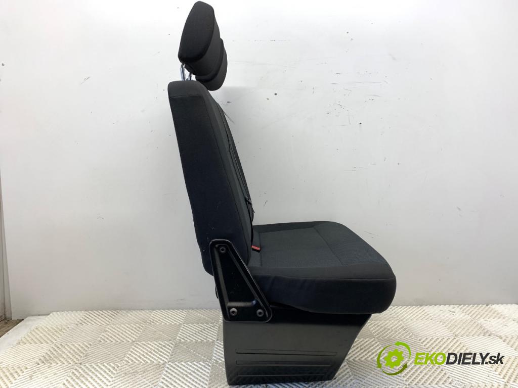 VW TRANSPORTER T6 Autobus 2016 75 kW 2.0 TDI 1968 sedadlo přední část pravý DVOJNÁSOBEK: