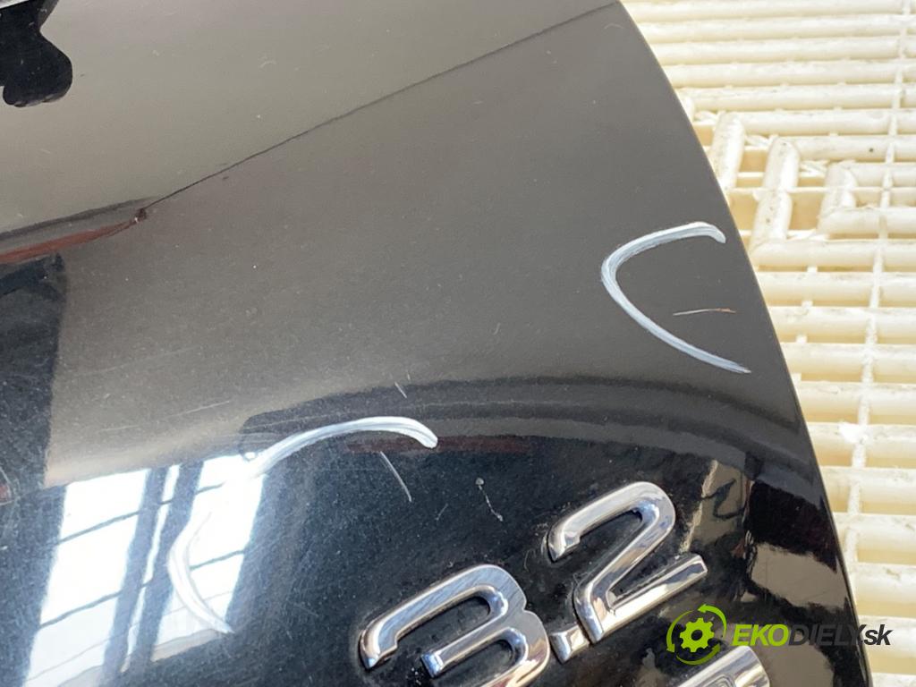 AUDI TT 8J coupe 2007 184 kW 3.2 V6 quattro 3189 kapota zadní část