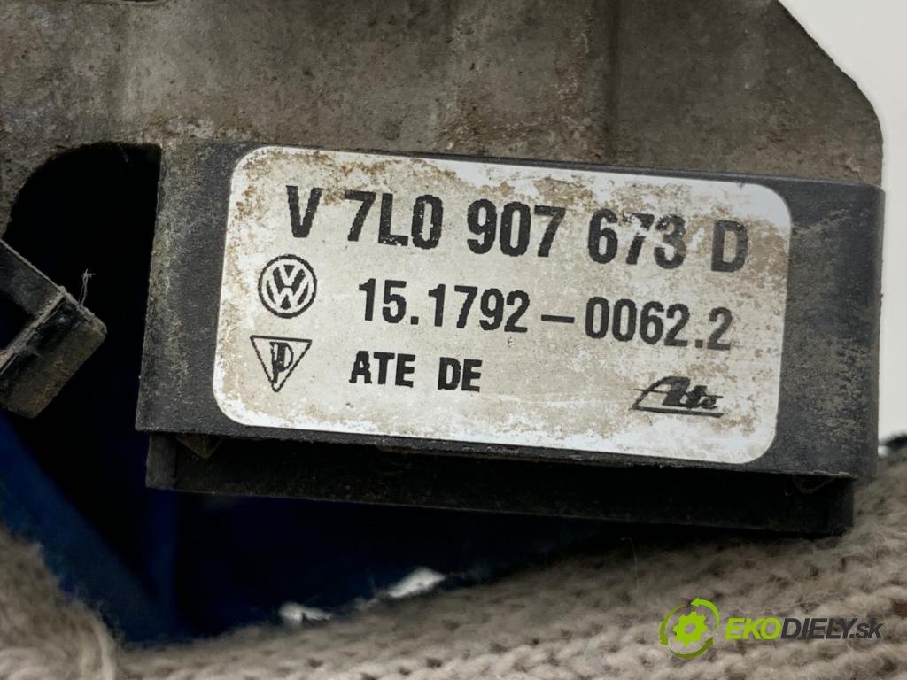 AUDI Q7 4L SUV 2009 176 kW 3.0 TDI quattro 2967 snímač zrychlení ESP 7L0907673D