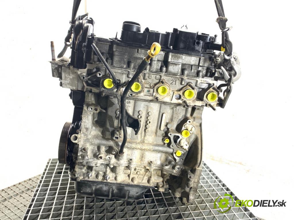 VOLVO V40 liftback 2012 84 kW D2 1560 Motor D4162T (Motor)