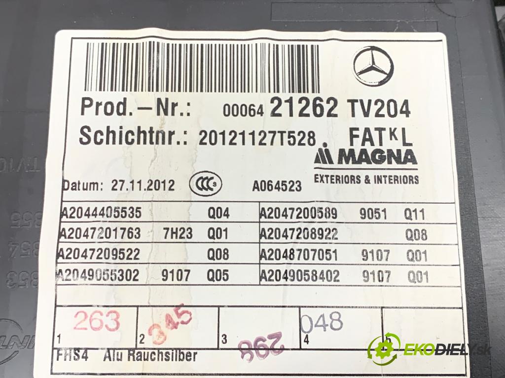 MERCEDES-BENZ W204 sedan 2013 150 kW C 250 CGI (204.047) 1796 ča dveře levý přední část