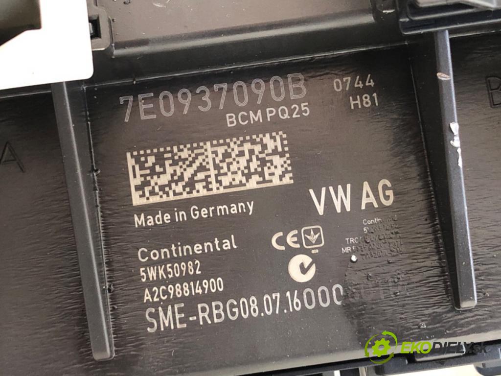 VW TRANSPORTER T6 Autobus 2016 75 kW 2.0 TDI 1968 Modul komfortu 7E0937090B (Modul komfortu)