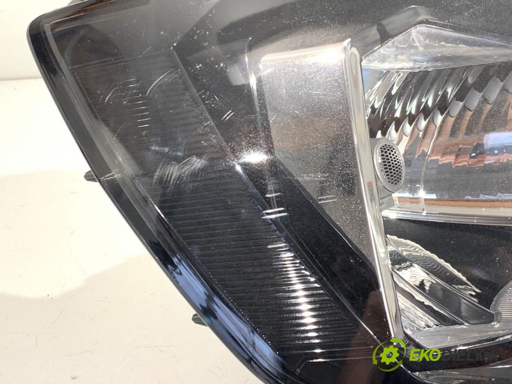VW TRANSPORTER T6 Autobus 2016 75 kW 2.0 TDI 1968 světlomet pravý přední část 7E1941016AB