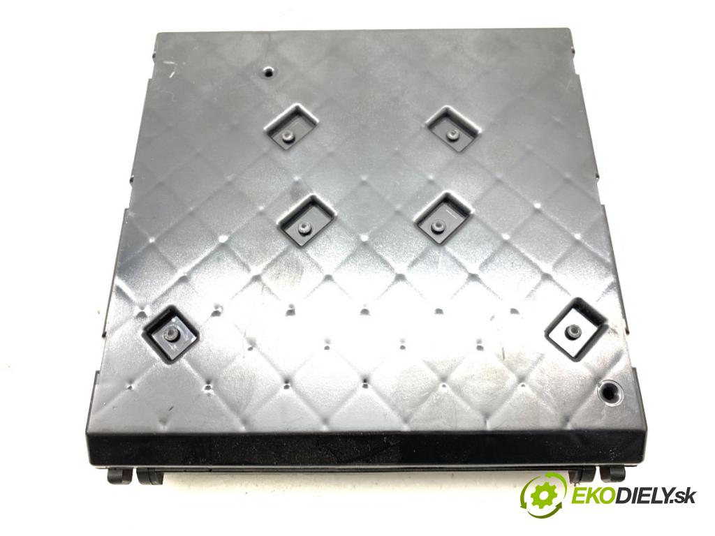 SKODA CITIGO liftback 2016 44 kW 1.0 999 modul komfortu 1S0937086F (Komfortní modul)