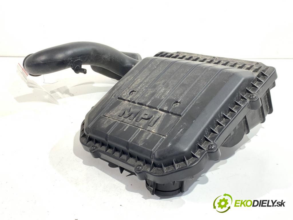 SKODA CITIGO liftback 2016 44 kW 1.0 999 Obal filtra vzduchu 04C129611J (Obal vzduchového filtra)