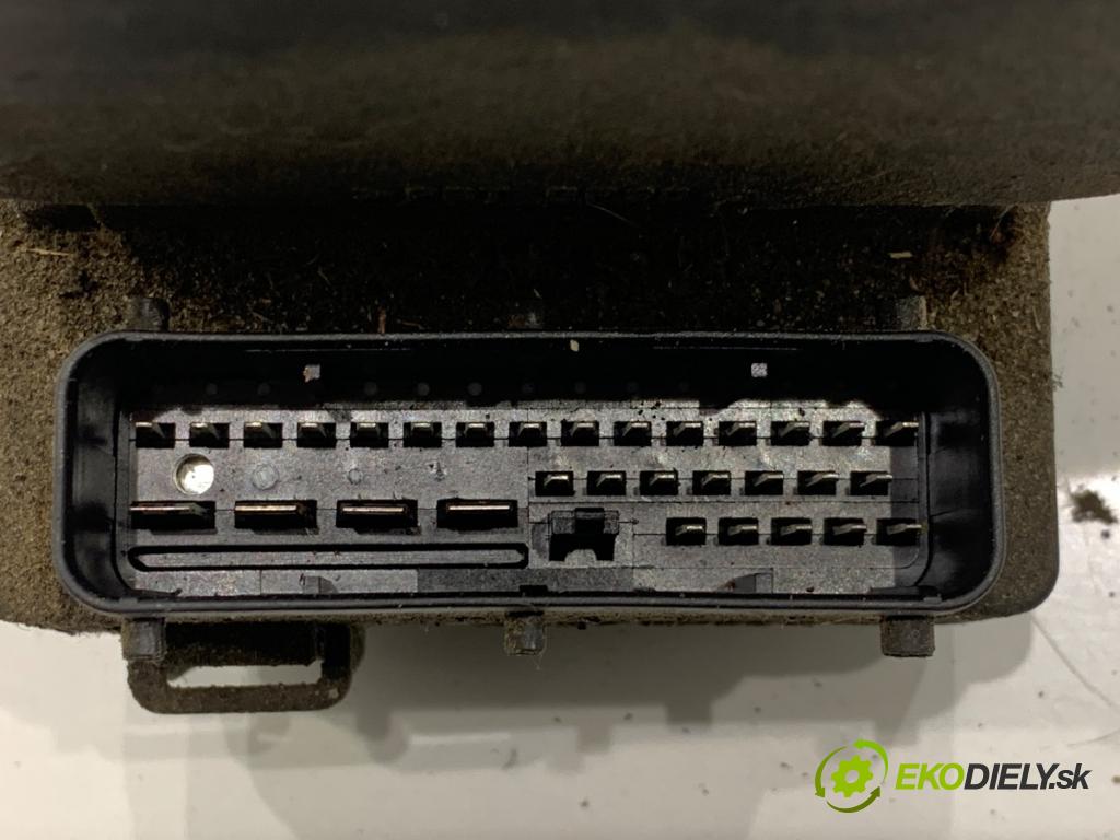 AUDI A6 C5 sedan 2001 85 kW 1.9 TDI 1896 Pumpa ABS 0273004573 (Pumpa ABS)