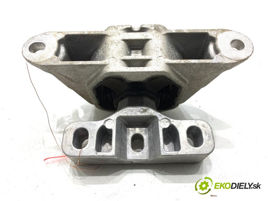 SKODA CITIGO liftback 2016 44 kW 1.0 999 AirBag Motor pravy 1S0199262