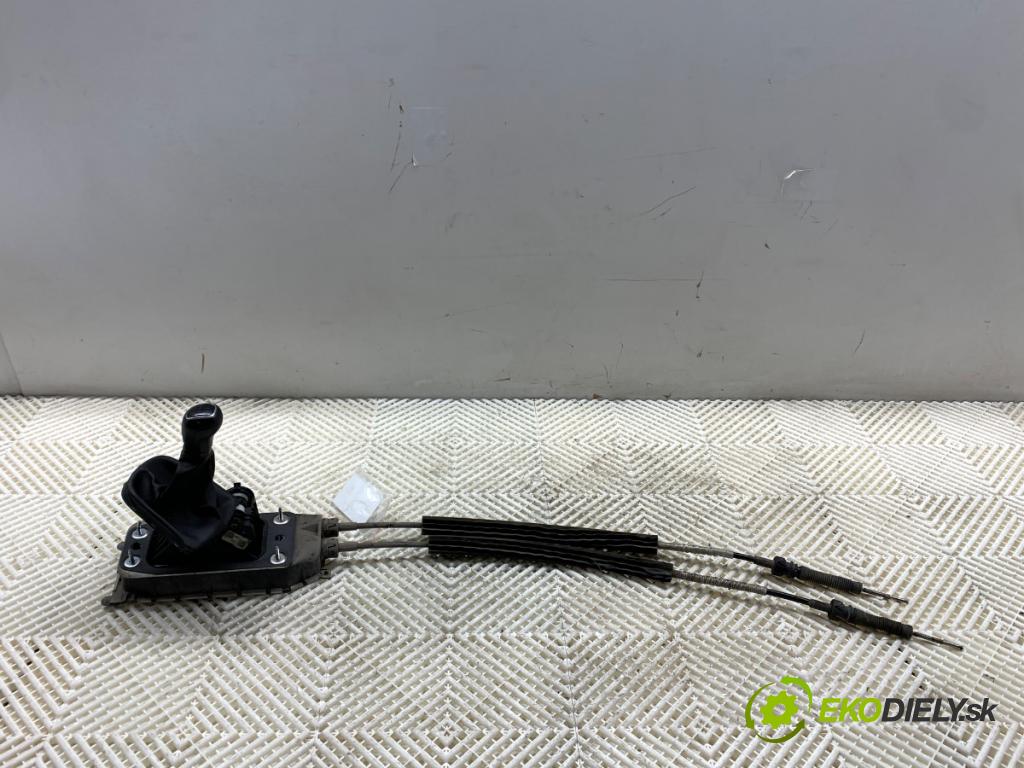 SKODA CITIGO liftback 2016 44 kW 1.0 999 Kulisa 1S0711049E (Rýchlostná páka (kulisa))