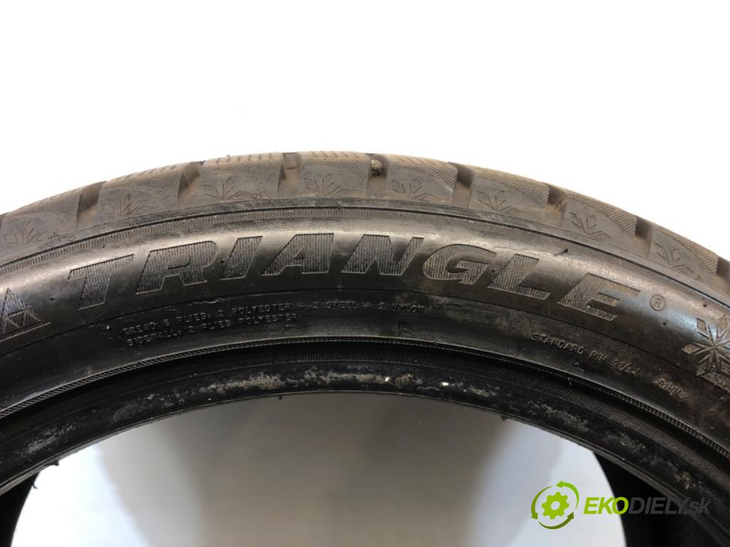 --- --- PNEUMATIKA: zima 1X 275/40 R20 TRIANGLE: