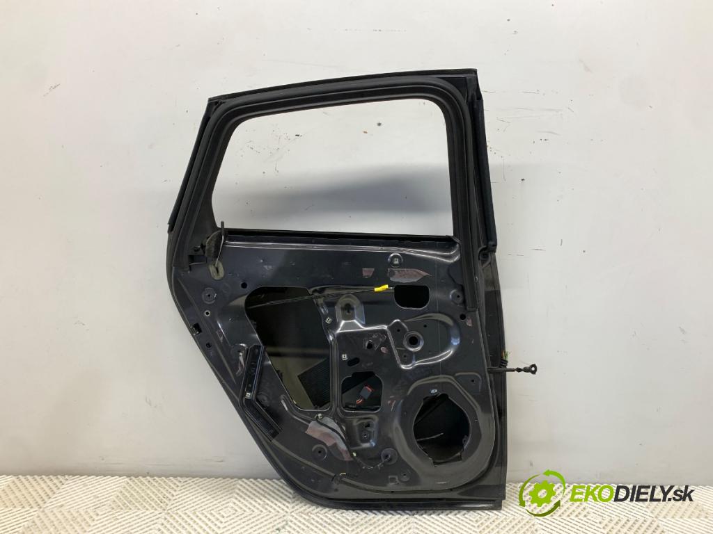 OPEL ASTRA J liftback 2012 132 kW 1.6 Turbo (68) 1598 dveře levý zadní část