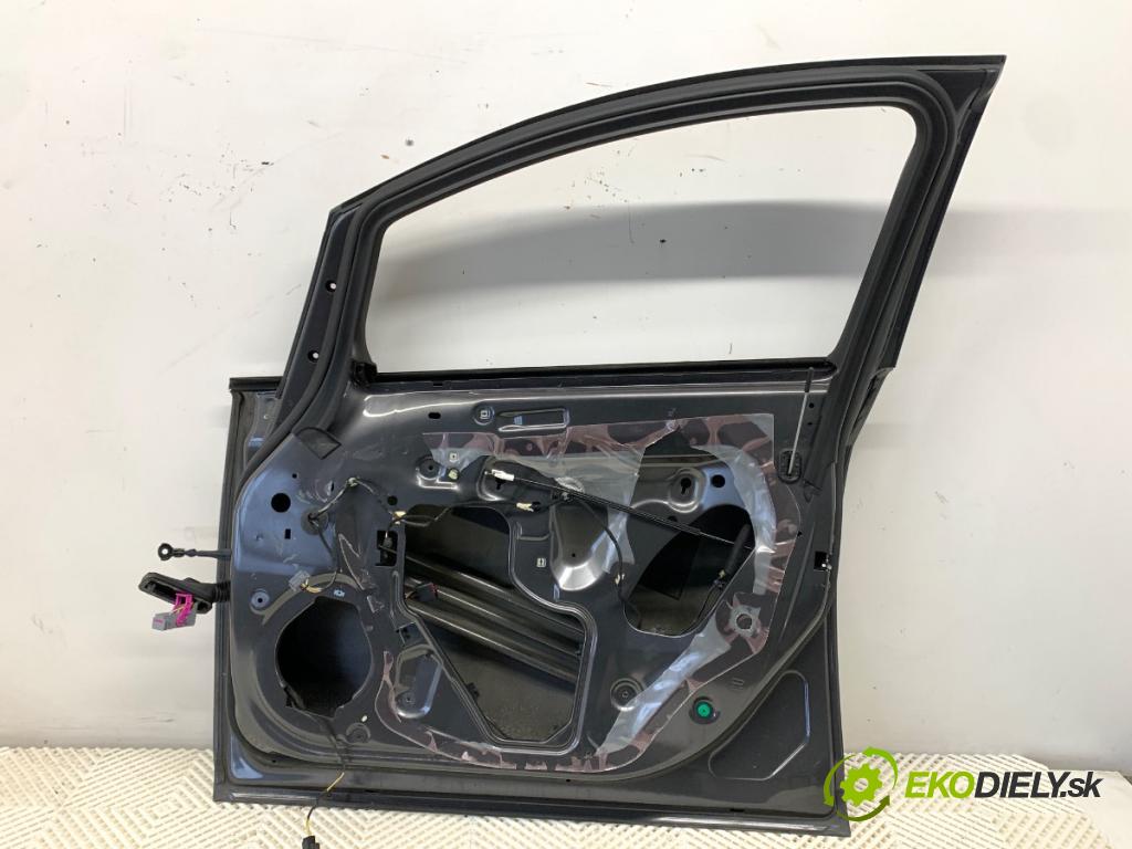 OPEL ASTRA J liftback 2012 132 kW 1.6 Turbo (68) 1598 dveře pravý přední část