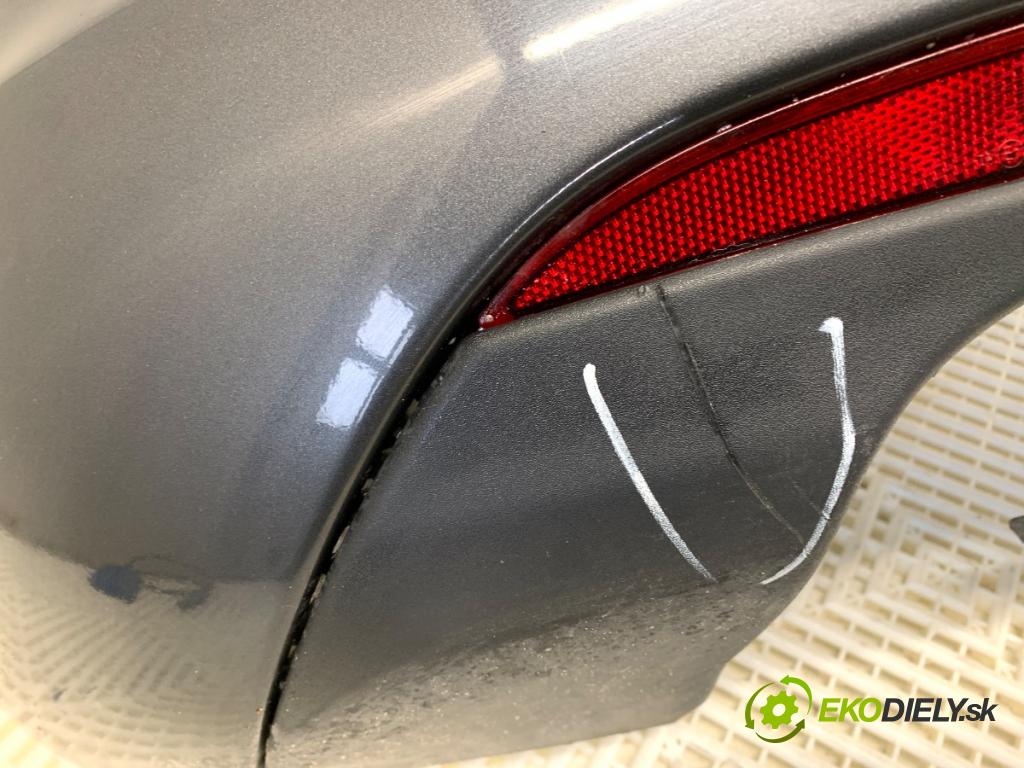 OPEL ASTRA J liftback 2012 132 kW 1.6 Turbo (68) 1598 nárazník zadní část  (Klika dveří ostatní)