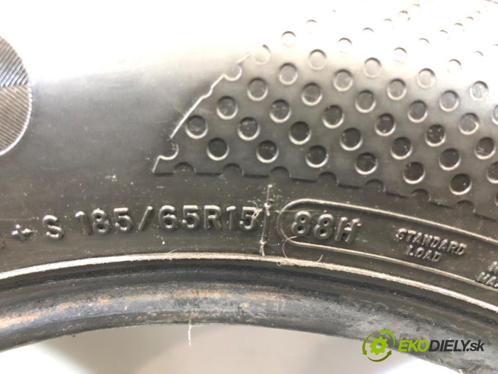 --- --- PNEUMATIKY: PARA: VÍCENÁ SEZÓNA: 185/65 R15 AUSTONE:
