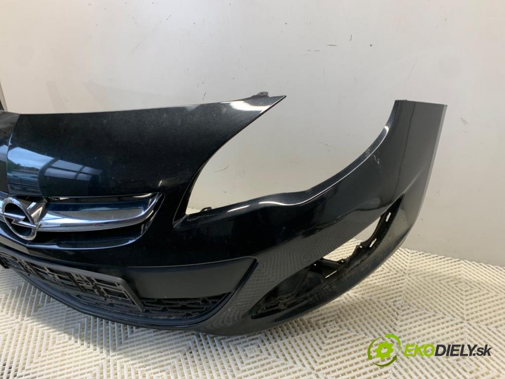 OPEL ASTRA J liftback 2013 81 kW 1.7 CDTI (68) 1686 nárazník přední část  (Klika dveří ostatní)