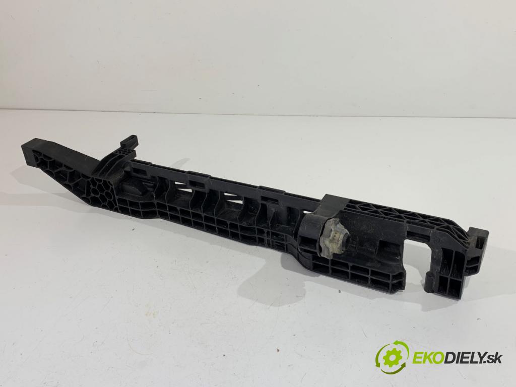 MERCEDES-BENZ eSPRINTER Skrzynia Skrzynia 2021 85 kW Electric (910.633)  uchycení chladiče A9105040100