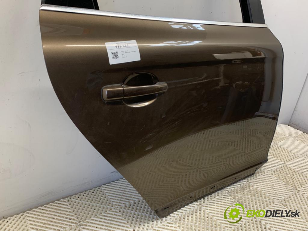 VOLVO XC60 I SUV 2015 140 kW D4 AWD 2400 Dvere pravy zad