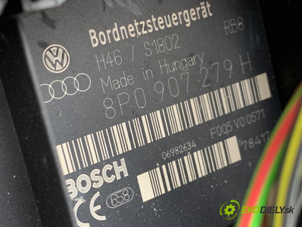 AUDI TT 8J coupe 2007 184 kW 3.2 V6 quattro 3189 modul komfortu 8P0907279H (Komfortní modul)